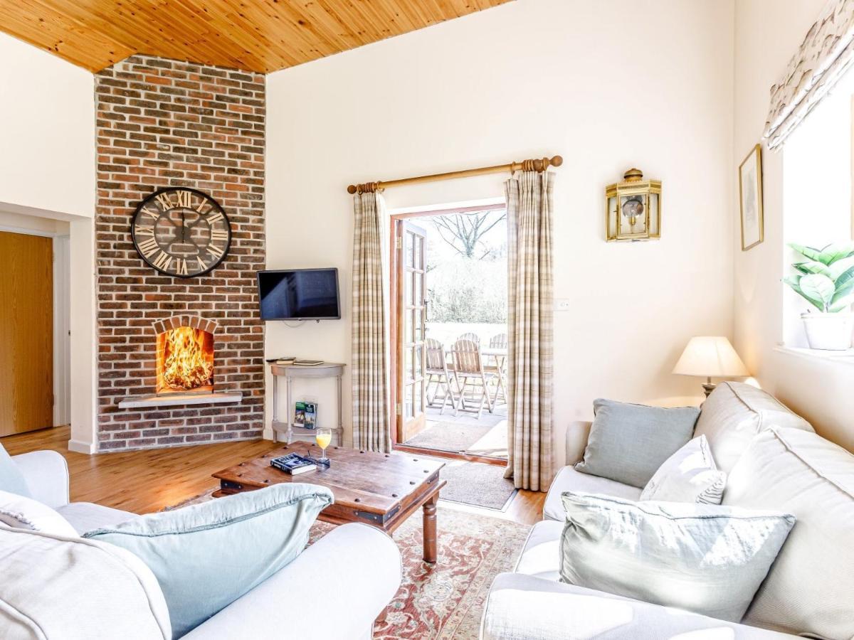 2 Bed In Dorchester 75243 Frampton  Exterior foto